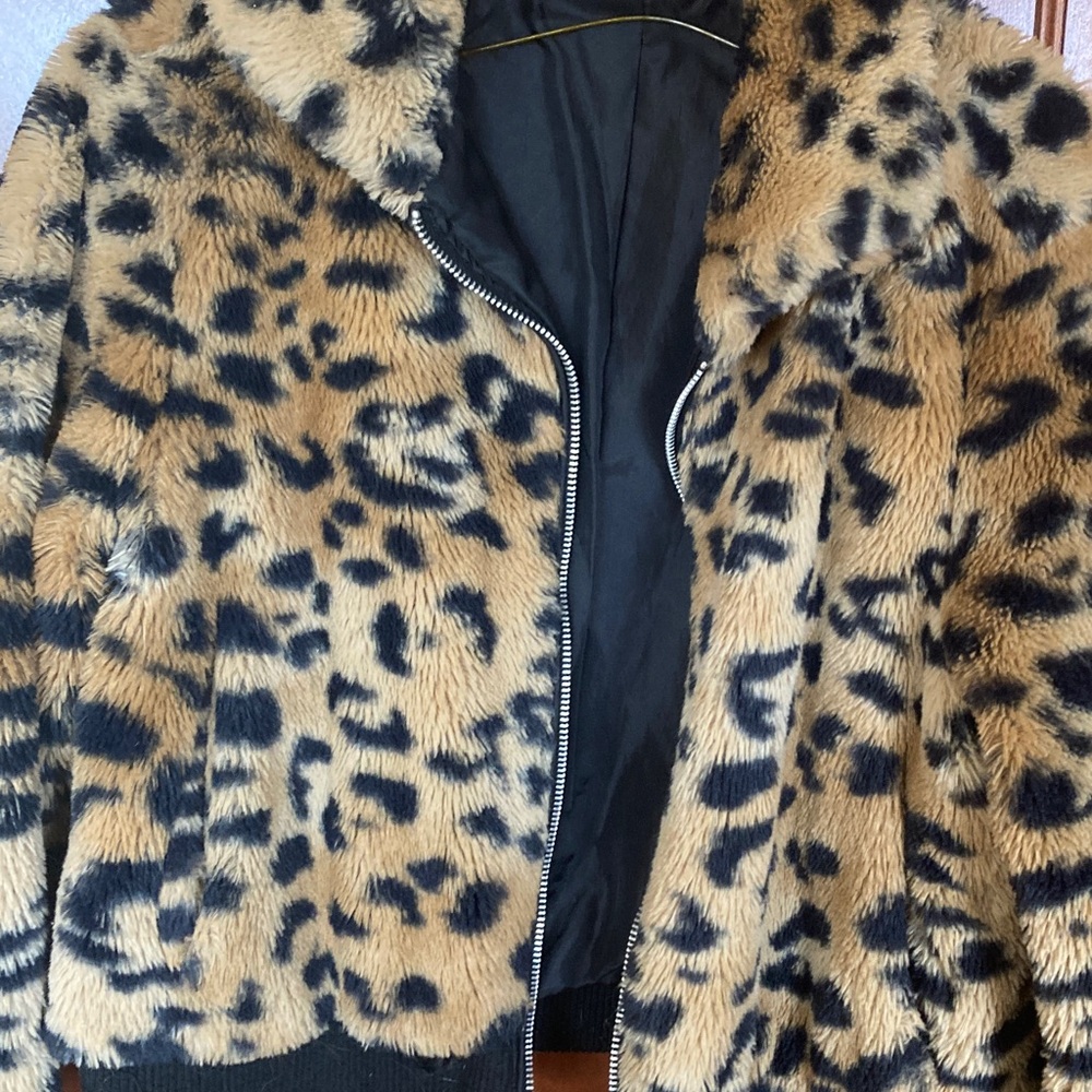 Leopard coat/ leopard jacket, size small fall jacket/ pinup coat - Picture 3 of 3